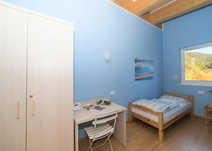 Hostel L\'Ost - Ostello Di Grumes