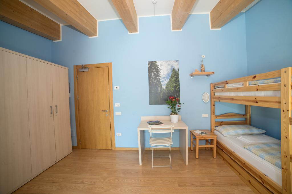 L'ost - Di Hostel