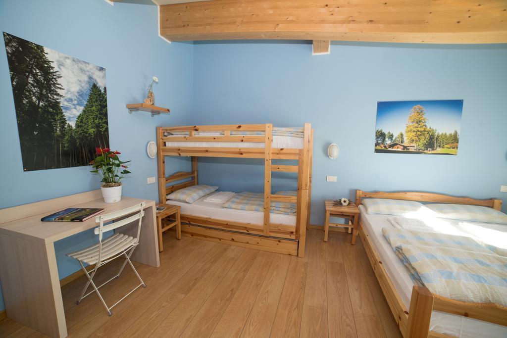 L'ost - Di Hostel Grumes